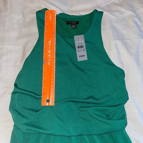 (NWT) ANN TAYLOR - forest green dress, knee length 👗 - Picture 6 of 8